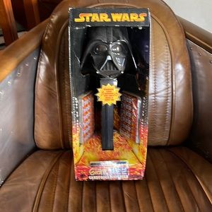 Star Wars Giant Darth Vader apex Dispenser
